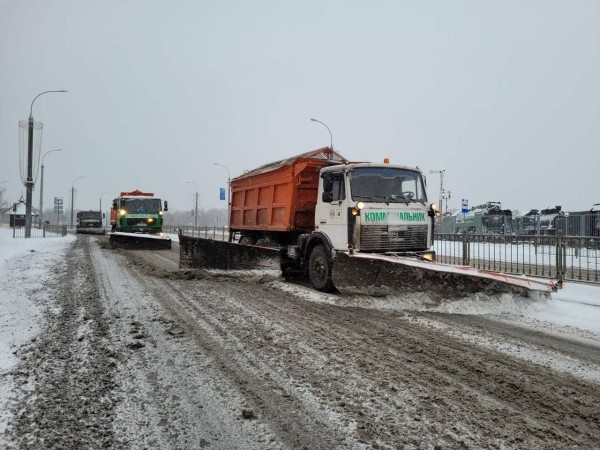 В Бресте работает снегоуборочная техника В Бресте работает снегоуборочная техника