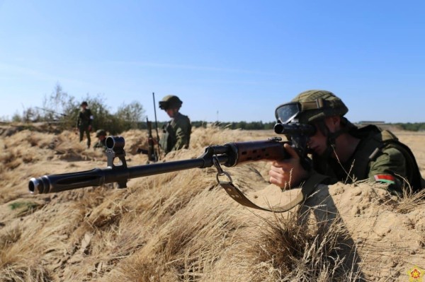 В течение дня в Бресте можно будет периодически слышать стрелковую канонаду