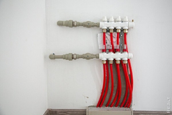 Cтроитель из Беларуси показал свой бюджетный дом: даже с мебелью он стоит 540 долларов за «квадрат» Cтроитель из Беларуси показал свой бюджетный дом: даже с мебелью он стоит 540 долларов за «квадрат»