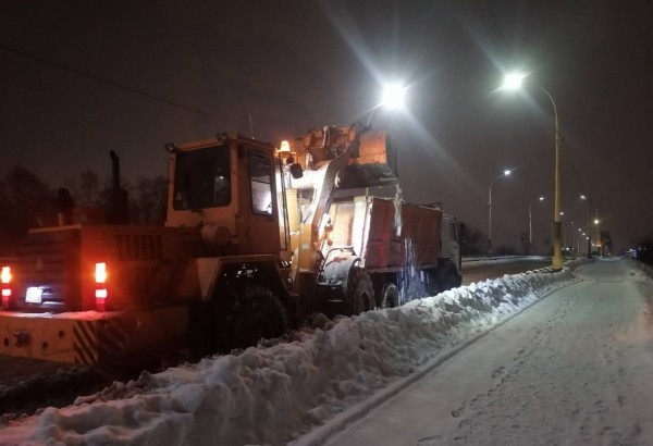 Коммунальные службы в Бресте продолжают трудиться в усиленном режиме после обильного снегопада Коммунальные службы в Бресте продолжают трудиться в усиленном режиме после обильного снегопада