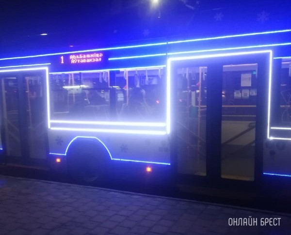 Как будут ходить троллейбусы в новогоднюю ночь в Бресте Как будут ходить троллейбусы в новогоднюю ночь в Бресте