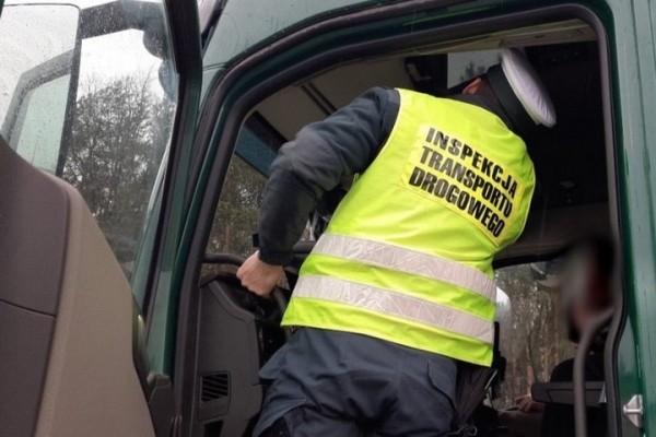 В Польше белорус ехал на фуре по карте своего директора В Польше белорус ехал на фуре по карте своего директора