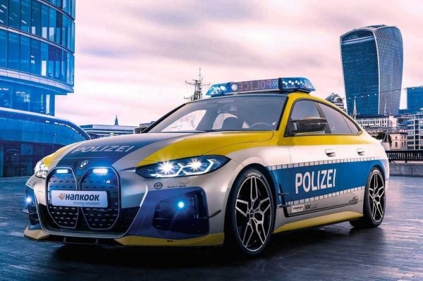 Самые крутые служебные тачки. Новые авто полицейских служб разных стран мира