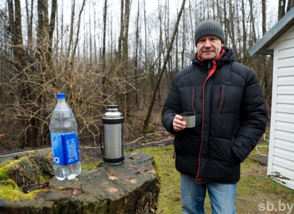 Намоленное место. Сотни людей едут к роднику у Западного Буга, чтобы окунуться в купель