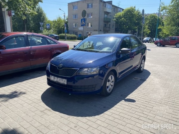 Час икс. Теперь продавать и покупать автомобили в автохаусах мы будем по-новому Час икс. Теперь продавать и покупать автомобили в автохаусах мы будем по-новому