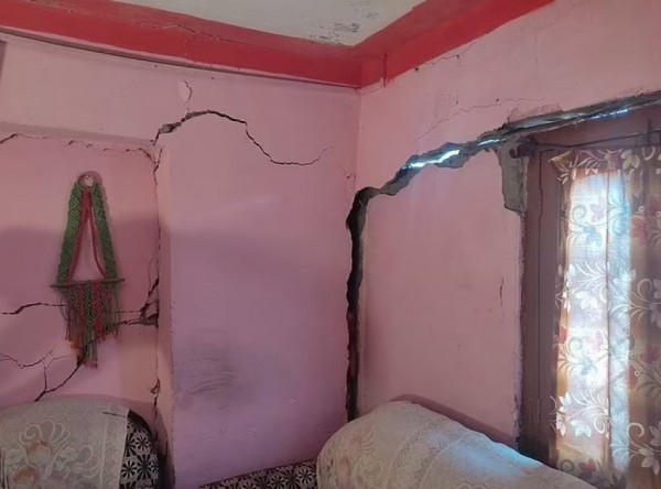 В Индии проваливается под землю целый город. Власти не могут разобраться в причинах В Индии проваливается под землю целый город. Власти не могут разобраться в причинах