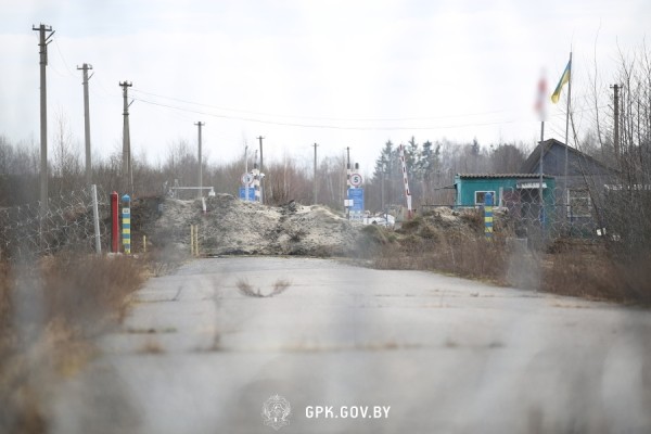 Журналисты иностранных СМИ побывали на границе с Украиной Журналисты иностранных СМИ побывали на границе с Украиной