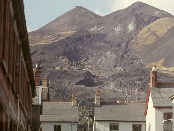 Эта трагедия унесла жизни 116 школьников. Никто так и не был наказан