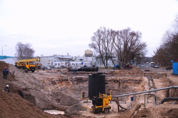 Новую парковку строят вдоль ул. Катин Бор в Бресте