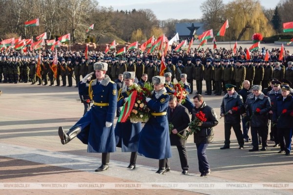 Митингом и автопробегом отметили в Бресте День защитников Отечества Митингом и автопробегом отметили в Бресте День защитников Отечества