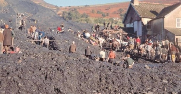 Эта трагедия унесла жизни 116 школьников. Никто так и не был наказан