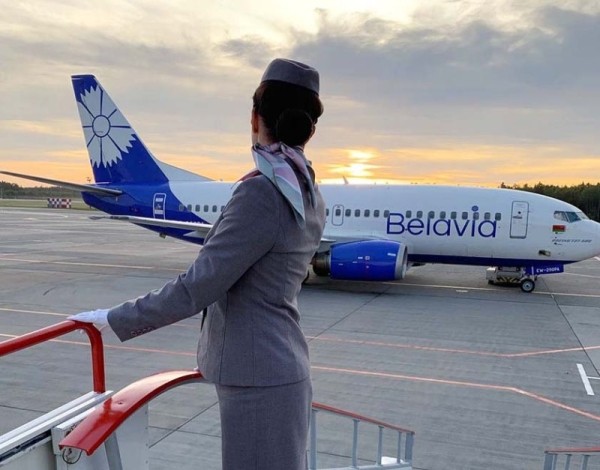 В Belavia открыт набор бортпроводников. Требования к росту и возрасту