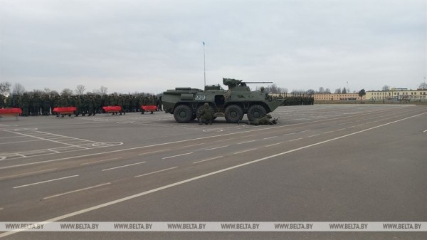 Новую технику получили военнослужащие 38-й Брестской десантно-штурмовой бригады Новую технику получили военнослужащие 38-й Брестской десантно-штурмовой бригады