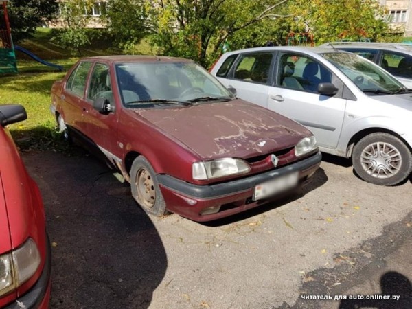 Не быстро, но работает! Белорус «изобрел» способ легально избавить двор от автохлама Не быстро, но работает! Белорус «изобрел» способ легально избавить двор от автохлама