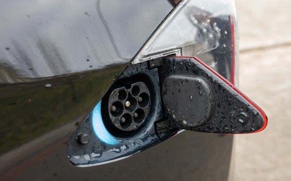 Белорус на Tesla проехал 4 500 км по Европе за $450. Впечатления