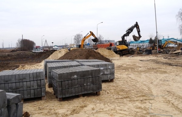 Новую парковку строят вдоль ул. Катин Бор в Бресте