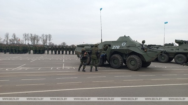 Новую технику получили военнослужащие 38-й Брестской десантно-штурмовой бригады Новую технику получили военнослужащие 38-й Брестской десантно-штурмовой бригады