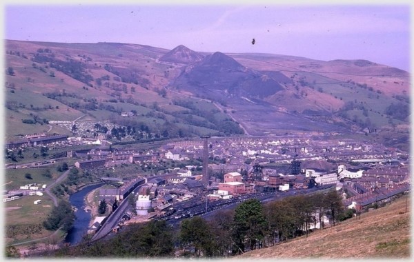 Эта трагедия унесла жизни 116 школьников. Никто так и не был наказан