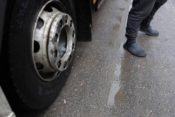 «Раньше возил из Польши моторное масло и запчасти, а теперь что?». Как белорусы отреагировали на закрытие польской границы