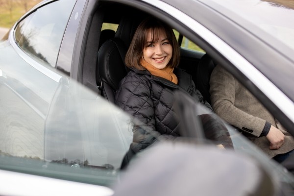 Белорус на Tesla проехал 4 500 км по Европе за $450. Впечатления