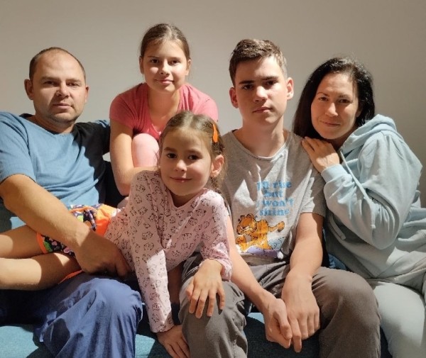 «Оценка может стоить 3 рубля». С какого возраста и сколько денег давать ребенку — опыт родителей и советы психолога