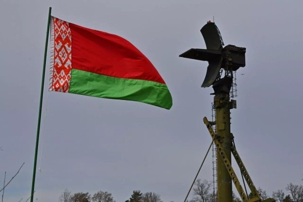 Зенитный ракетный полк в Лунинце заступил на службу