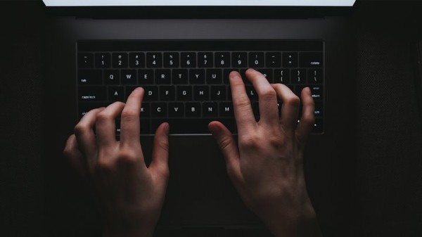 МВД инициировало введение ответственности за хранение и просмотр порно с участием несовершеннолетних МВД инициировало введение ответственности за хранение и просмотр порно с участием несовершеннолетних