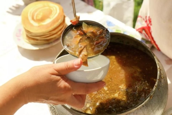 В Беларуси впервые начали производить суп в виде колбасы. Это как?