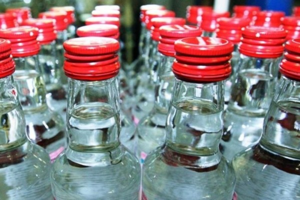 В Польше белорус и грузин не могли решить, кому идти за водкой