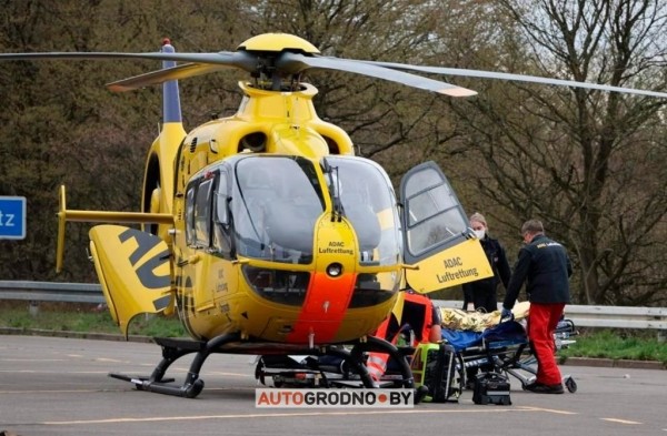 В Германии загорелся и взорвался грузовик с водителем из Беларуси. Его экстренно увезли на вертолете