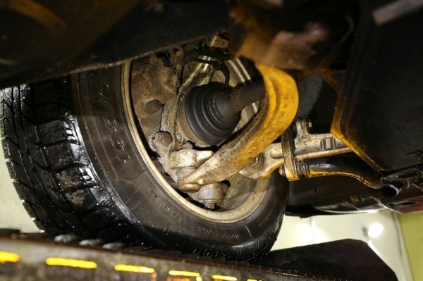 «Когда-то заплатил за машину 8 100 евро, а ей и сносу нет!». Белорус решился показать «живую» Audi A4 (B6) 1.9 TDI