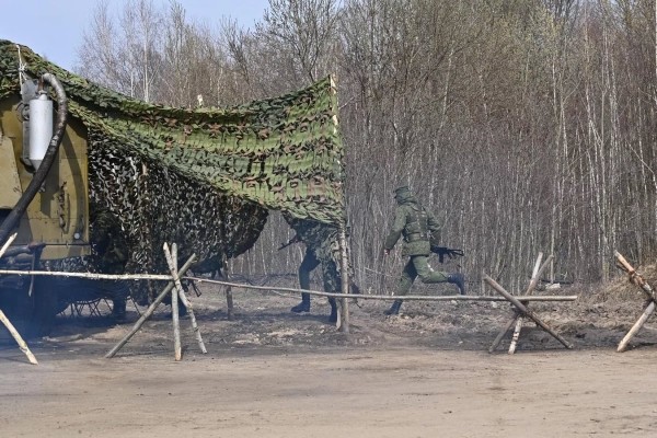 Зенитный ракетный полк в Лунинце заступил на службу