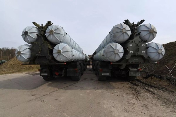 Зенитный ракетный полк в Лунинце заступил на службу