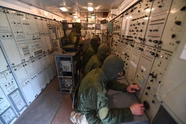 Зенитный ракетный полк в Лунинце заступил на службу