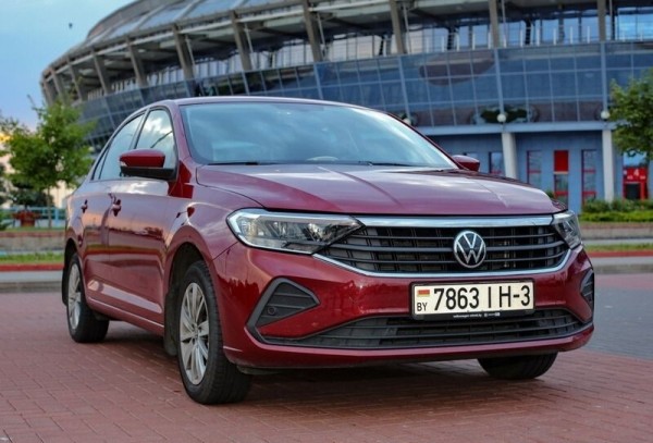 Цены сегодня и год назад. Сравнили прайсы популярных VW Passat, Citroen C4 Picasso и Renault Megane Цены сегодня и год назад. Сравнили прайсы популярных VW Passat, Citroen C4 Picasso и Renault Megane