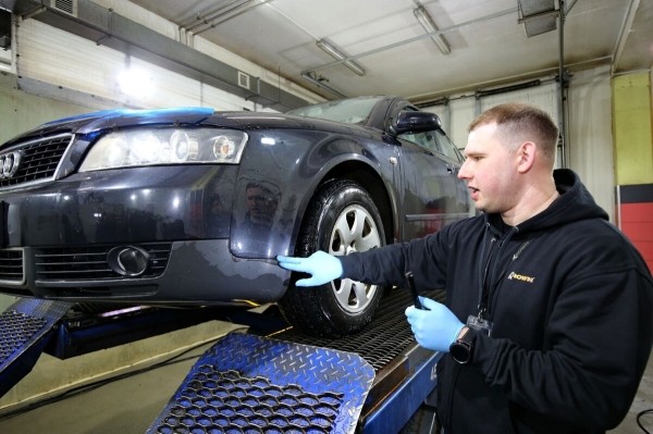 «Когда-то заплатил за машину 8 100 евро, а ей и сносу нет!». Белорус решился показать «живую» Audi A4 (B6) 1.9 TDI