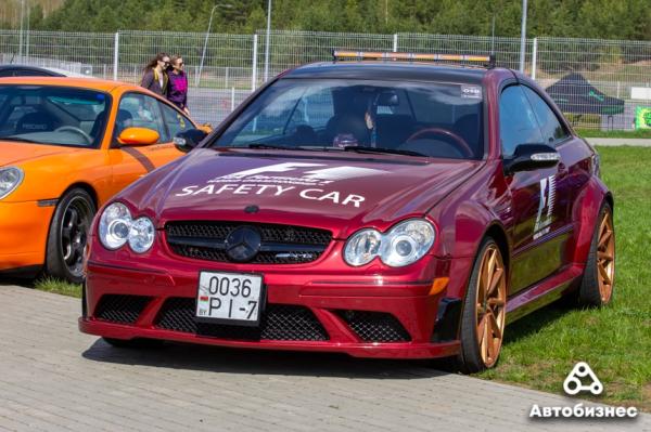Белорусы «случайно» собрали самый быстрый Largus в мире Белорусы «случайно» собрали самый быстрый Largus в мире