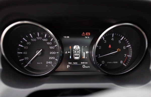 «Купила за $7 800, продала — за $12 500». Белоруска о том, как пересесть на престижный Range Rover