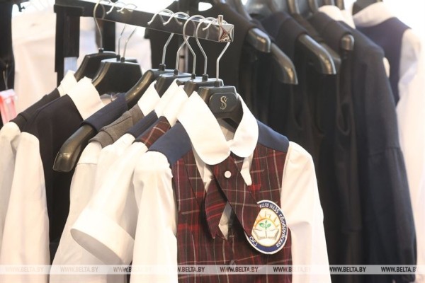 Цены на школьную форму вырастут в новом учебном году – и вот насколько Цены на школьную форму вырастут в новом учебном году – и вот насколько