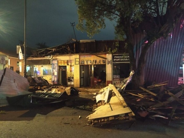 «Крыша трещала и гремела». Белоруски рассказали, как пережили сильнейший ураган в Батуми «Крыша трещала и гремела». Белоруски рассказали, как пережили сильнейший ураган в Батуми