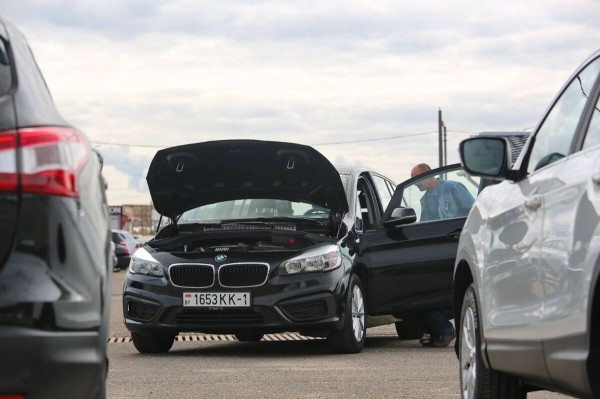 Голая правда от перегонщика авто из Европы: «Перепродал хорошо, если с машины заработал $3 000» Голая правда от перегонщика авто из Европы: «Перепродал хорошо, если с машины заработал $3 000»