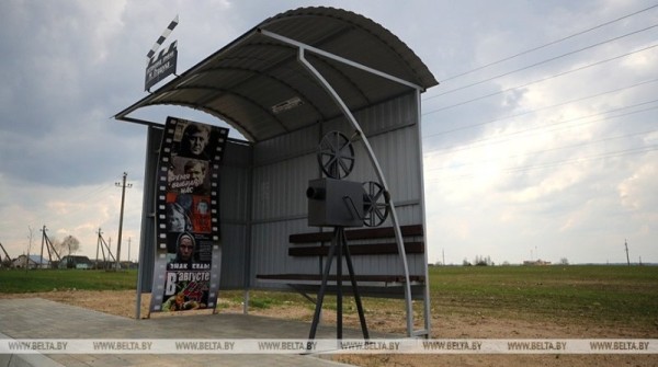 Креативные остановки обустраивают в Ляховичах Креативные остановки обустраивают в Ляховичах