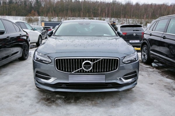 Голая правда от перегонщика авто из Европы: «Перепродал хорошо, если с машины заработал $3 000» Голая правда от перегонщика авто из Европы: «Перепродал хорошо, если с машины заработал $3 000»