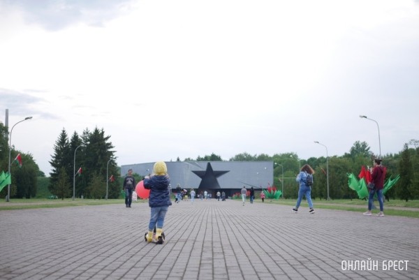Материальную помощь ко Дню Победы начнут сегодня выплачивать в Беларуси Материальную помощь ко Дню Победы начнут сегодня выплачивать в Беларуси