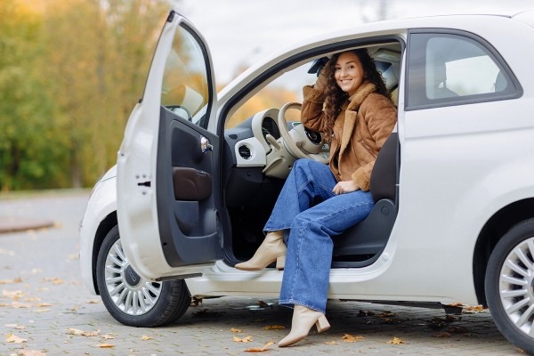 «Купила за $7 800, продала — за $12 500». Белоруска о том, как пересесть на престижный Range Rover