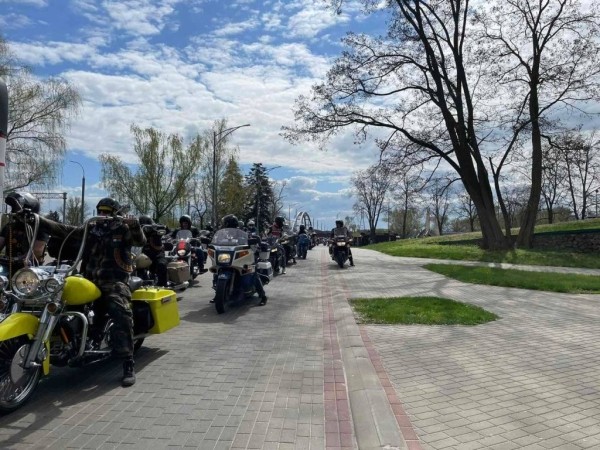 Сегодня в Бресте байкеры открыли мотосезон Сегодня в Бресте байкеры открыли мотосезон