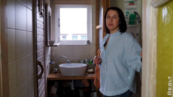 Две веранды и пять печей. Семья отремонтировала родительский дом в Брестской области и превратила его в уютную усадьбу Две веранды и пять печей. Семья отремонтировала родительский дом в Брестской области и превратила его в уютную усадьбу