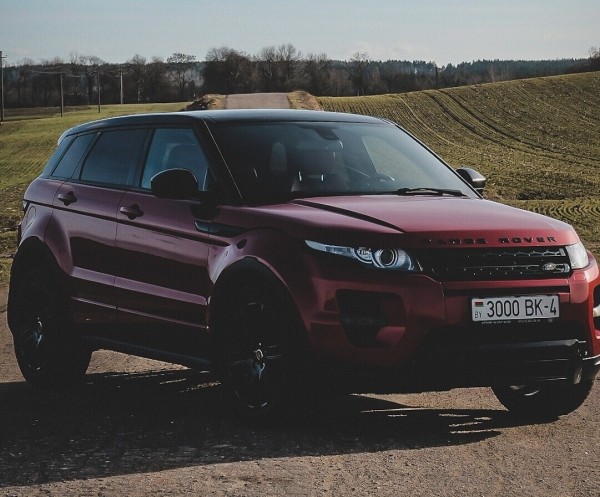 «Купила за $7 800, продала — за $12 500». Белоруска о том, как пересесть на престижный Range Rover