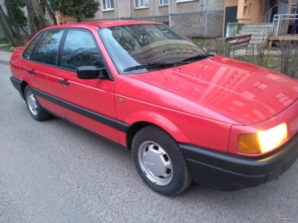 Найден Volkswagen Passat B3 в состоянии, близком к идеальному. Сколько просит за него владелец? Найден Volkswagen Passat B3 в состоянии, близком к идеальному. Сколько просит за него владелец?