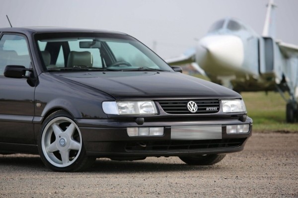 «Покраска обошлась в $3 200». В Беларуси нашли редкий VW Passat VR6 (B4) «Покраска обошлась в $3 200». В Беларуси нашли редкий VW Passat VR6 (B4)